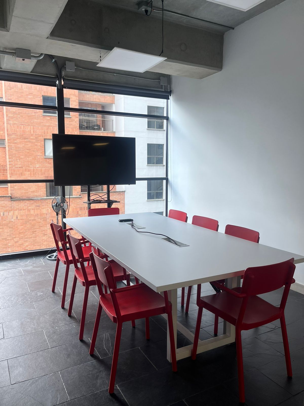 Sala de Reuniones: Kilimanjaro