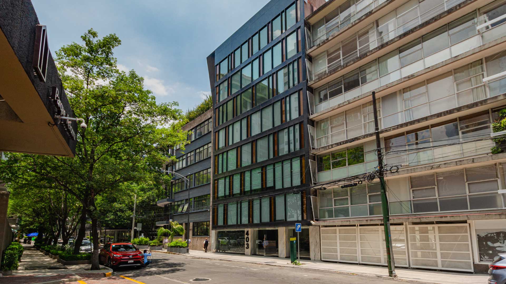 Colony Spaces Campos Eliseos