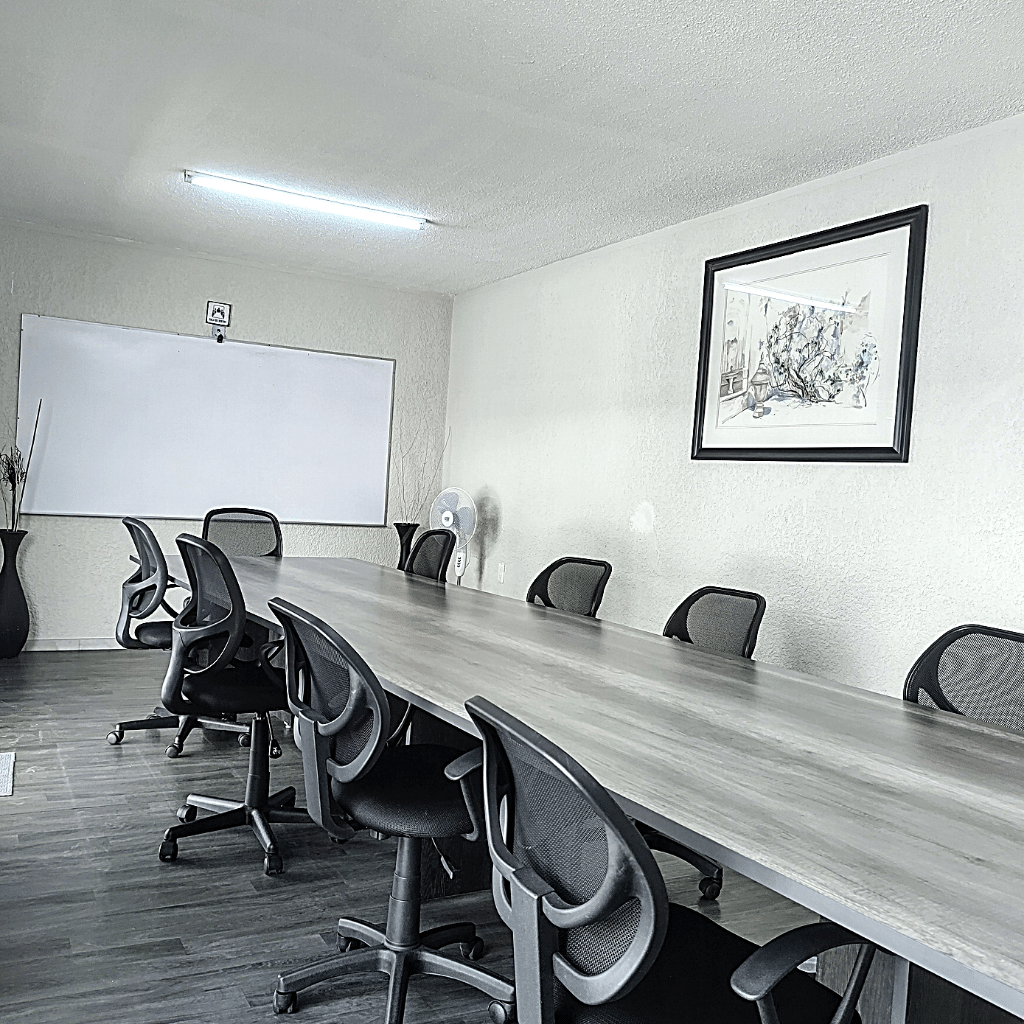 Lanister Centro de Negocios - Farallón